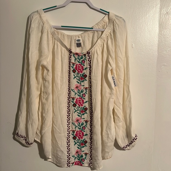 Old Navy Top - Picture 1 of 3